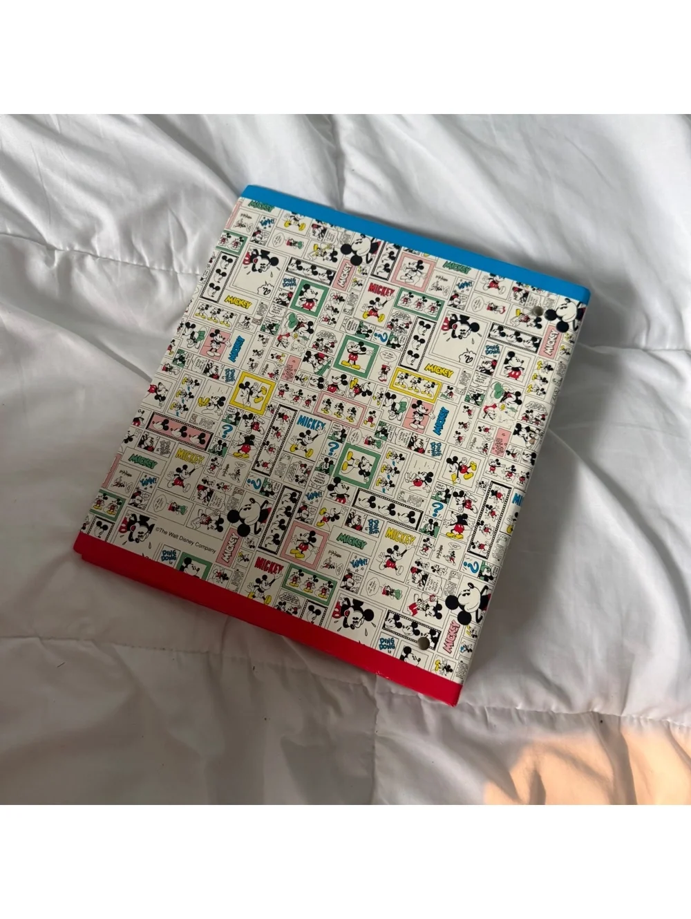 y2k 2000s disney mickey mouse binder vintage